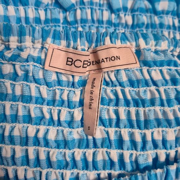 BCBGeneration Blue and White Ruffled Smocked Square Neck Crop Top Size Small - Picture 4 of 6